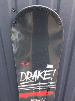 Новий сноуборд Drake Traffic 158 cm