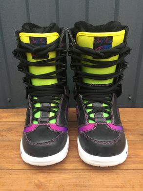 Новые женские сноубордические ботинки Vans